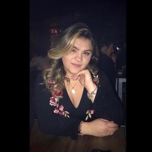 Meet your Posher, Dafina